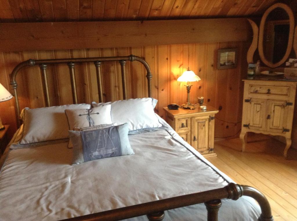 Gite La Tourelle Du Cap La Malbaie Quarto foto
