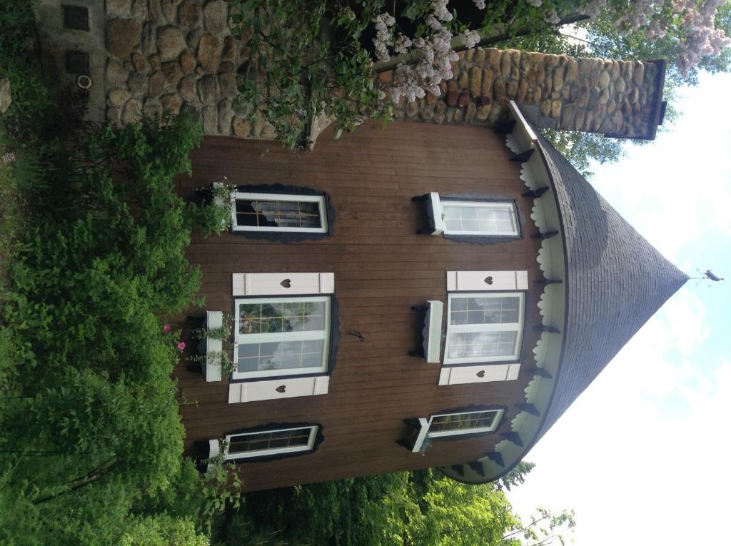 Gite La Tourelle Du Cap La Malbaie Exterior foto
